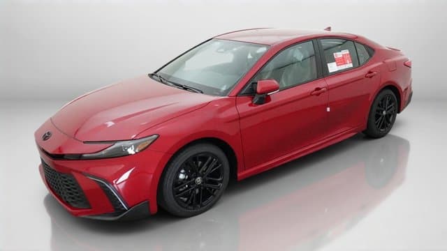 2026 Toyota Camry SE — photo 1 of 16