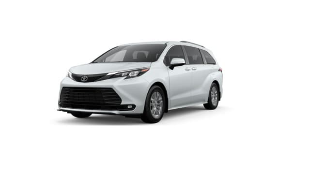 2026 Toyota Sienna XLE — photo 1 of 8