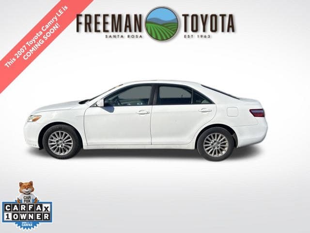 2007 Toyota Camry LE — photo 1 of 8