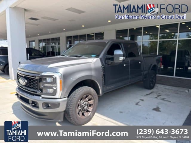 2023 Ford Super Duty F-250 SRW LARIAT — photo 1 of 9