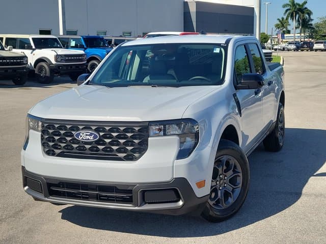 2025 Ford Maverick XLT — photo 1 of 33