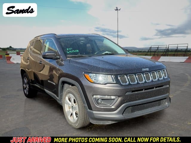2018 Jeep Compass Latitude — photo 1 of 13