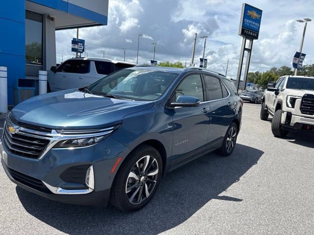 2024 Chevrolet Equinox Premier — photo 1 of 15