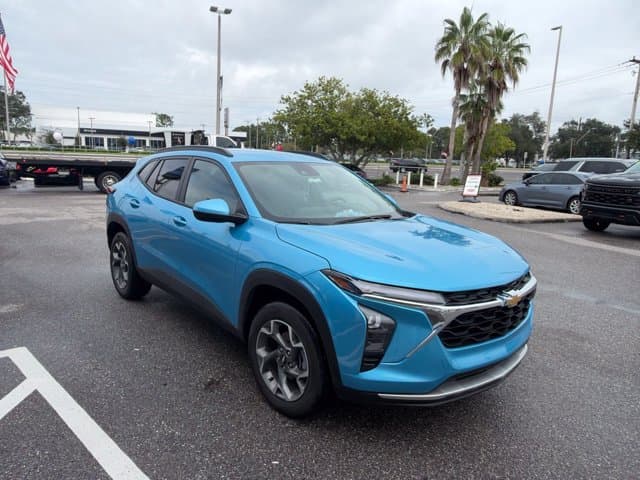 2026 Chevrolet Trax LT — photo 1 of 13