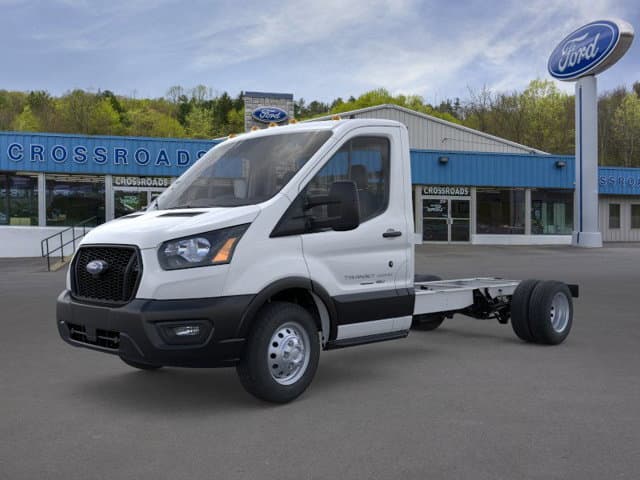 2025 Ford Transit Cutaway Cutaway — photo 1 of 21