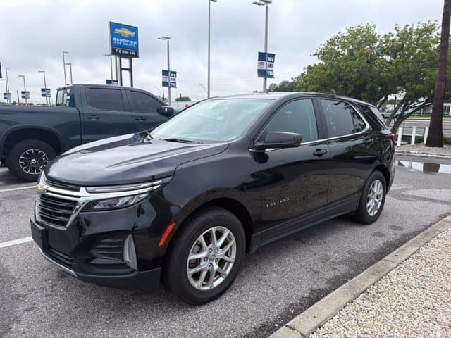 2024 Chevrolet Equinox LT — photo 1 of 8