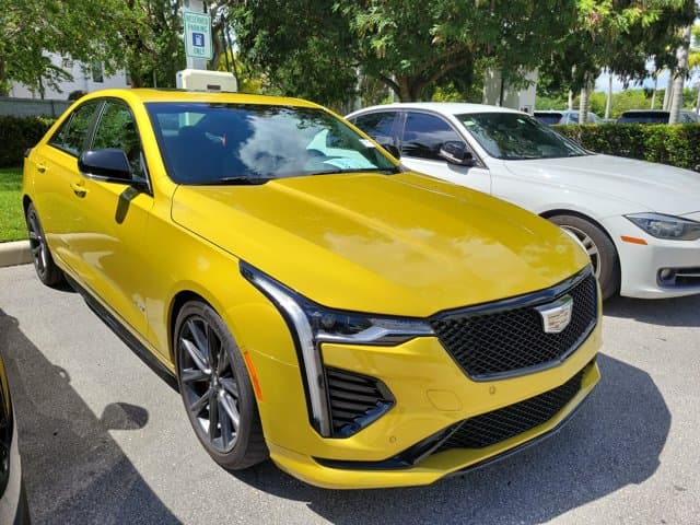 2024 Cadillac CT4 Base — photo 1 of 4