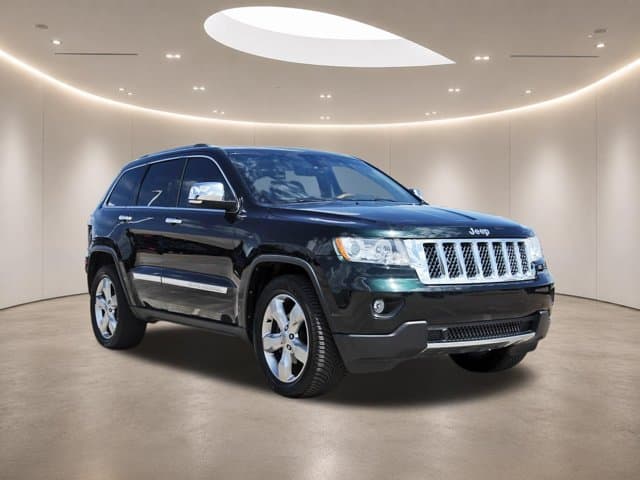 2012 Jeep Grand Cherokee Overland — photo 1 of 13