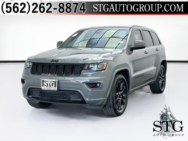 2019 Jeep Grand Cherokee Altitude — photo 1 of 20