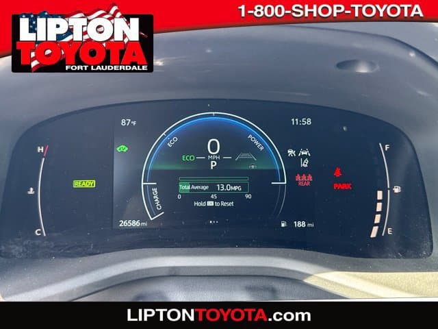 2025 Toyota Camry LE — photo 1 of 4