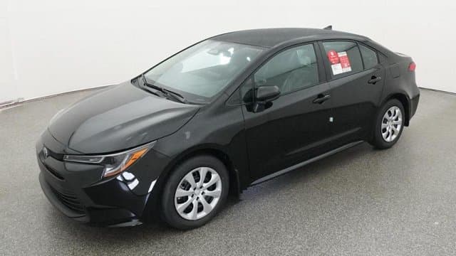 2027 Toyota Corolla LE — photo 1 of 30