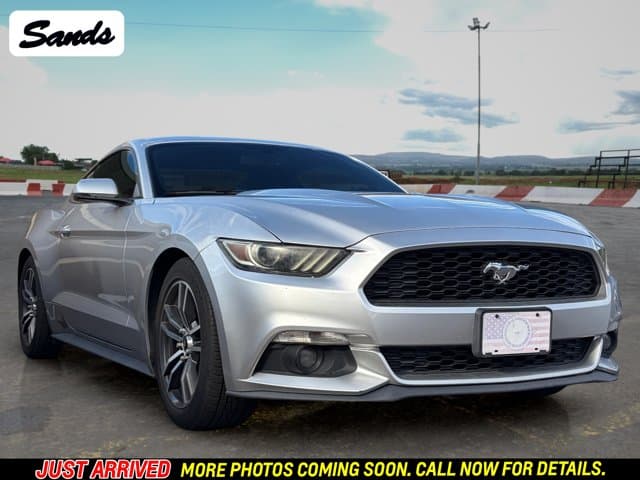 2015 Ford Mustang Base — photo 1 of 15