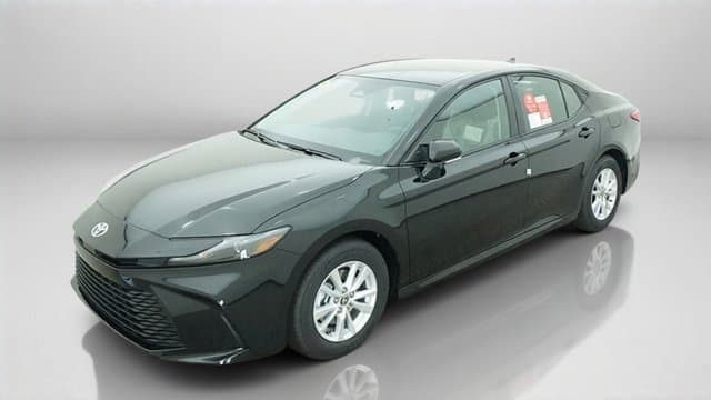 2027 Toyota Camry LE — photo 1 of 46