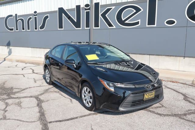 2024 Toyota Corolla LE — photo 1 of 29