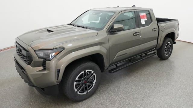 2026 Toyota Tacoma 4WD TRD Sport Double Cab 5' Bed AT — photo 1 of 32