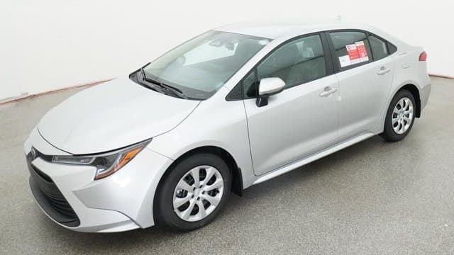 2026 Toyota Corolla LE — photo 1 of 32