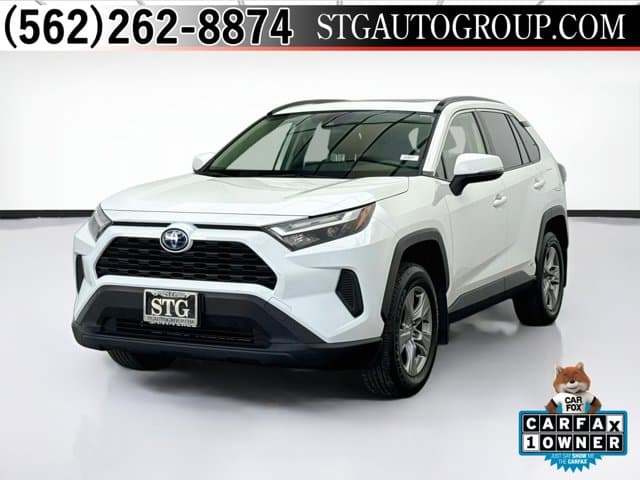 2023 Toyota RAV4 XLE — photo 1 of 21