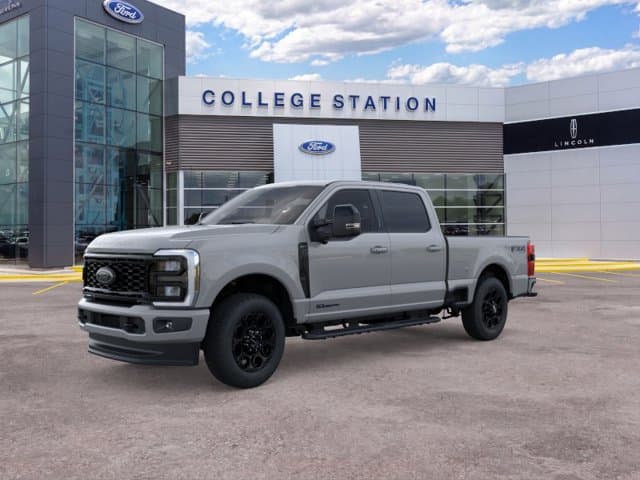 2026 Ford Super Duty F-250 SRW LARIAT — photo 1 of 22