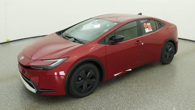 2027 Toyota Prius Plug-In Hybrid SE — photo 1 of 52