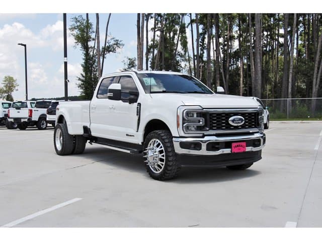 2023 Ford Super Duty F-350 DRW Base — photo 1 of 32