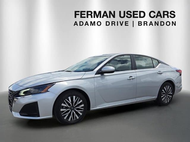 2024 Nissan Altima 2.5 SV — photo 1 of 39