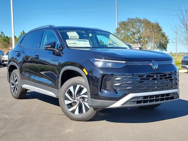 2026 Volkswagen Tiguan S — photo 1 of 17