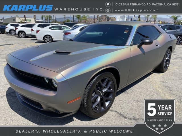 2019 Dodge Challenger SXT RWD — photo 1 of 23