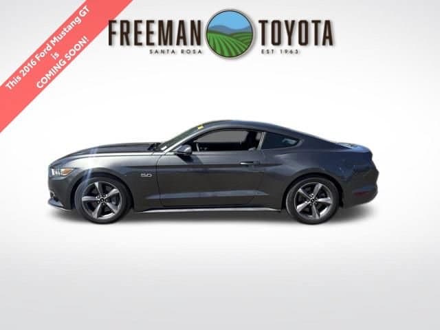 2016 Ford Mustang GT — photo 1 of 8