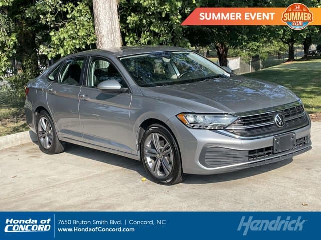 2024 Volkswagen Jetta SE — photo 1 of 35