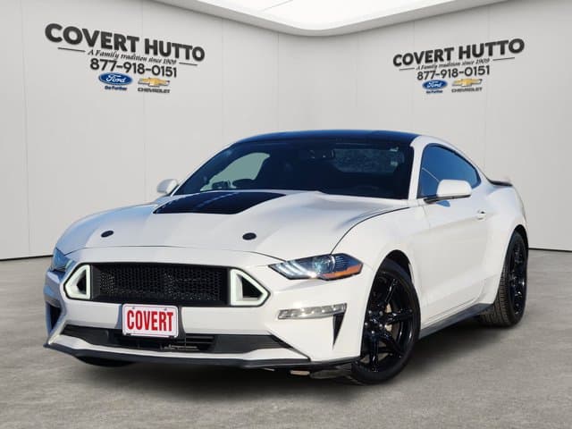 2019 Ford Mustang EcoBoost — photo 1 of 30