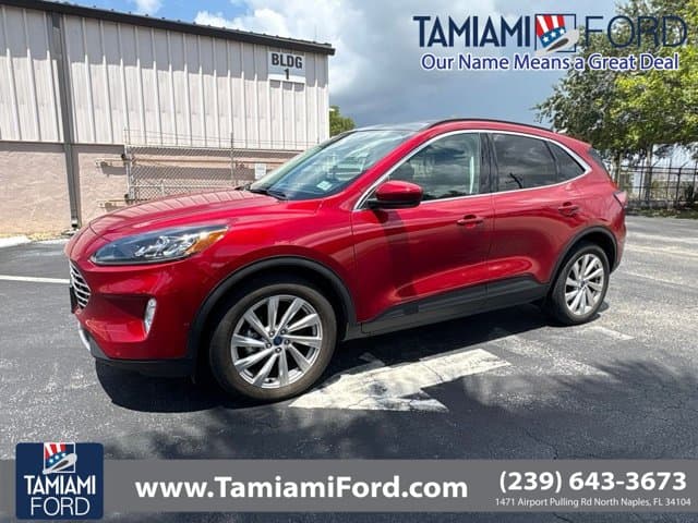 2021 Ford Escape Titanium — photo 1 of 8