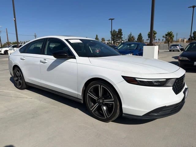 2024 Honda Accord Hybrid Sport — photo 1 of 3