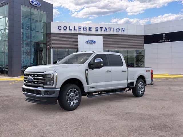 2026 Ford Super Duty F-250 SRW LARIAT — photo 1 of 22