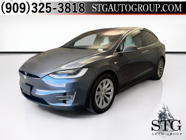 2018 Tesla Model X 75D — photo 1 of 15