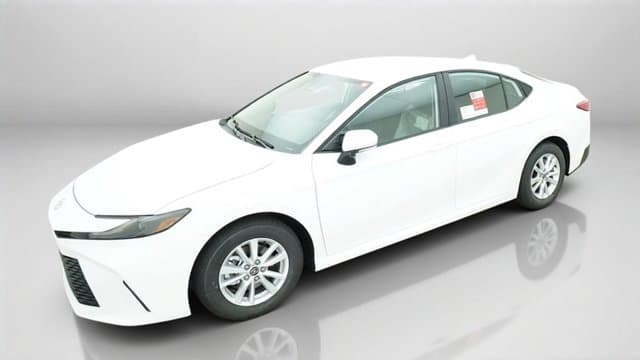 2026 Toyota Camry LE — photo 1 of 46