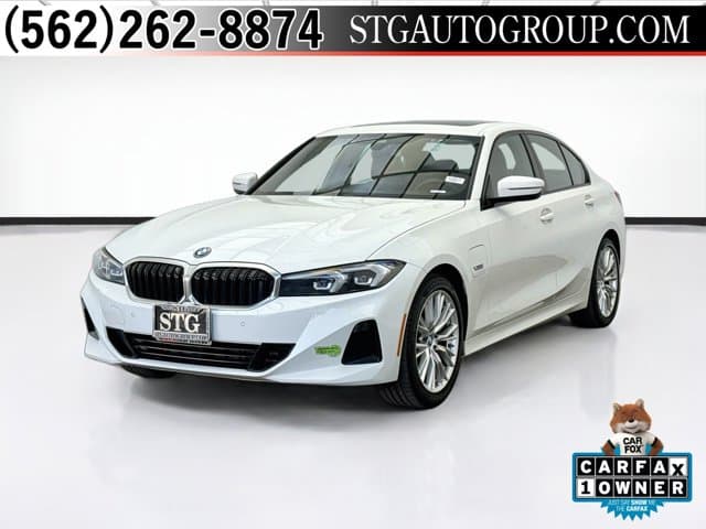 2023 BMW 3 Series 330e — photo 1 of 21