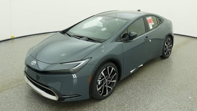 2026 Toyota Prius Plug-In Hybrid XSE Premium — photo 1 of 32