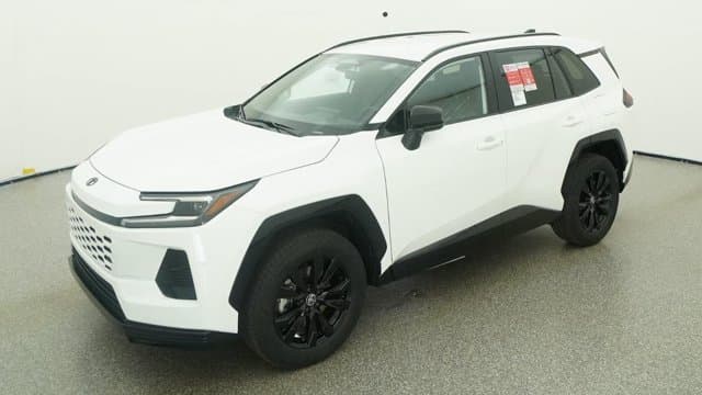2026 Toyota RAV4 Plug-In Hybrid SE — photo 1 of 32