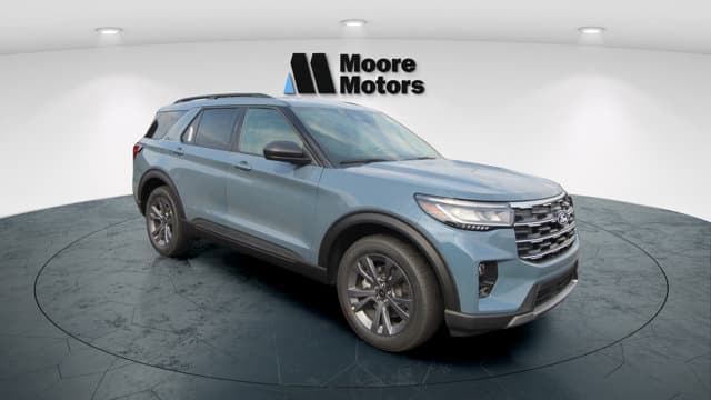 2027 Ford Explorer Base — photo 1 of 31