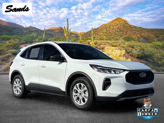2024 Ford Escape Active — photo 1 of 33