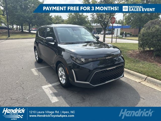 2025 Kia Soul LX — photo 1 of 34