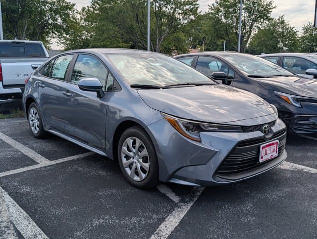 2026 Toyota Corolla LE — photo 1 of 11