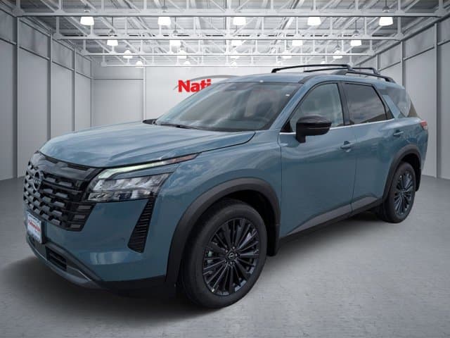 2026 Nissan Pathfinder SL — photo 1 of 28