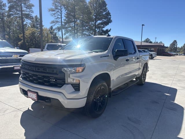 2026 Chevrolet Silverado 1500 Custom — photo 1 of 18