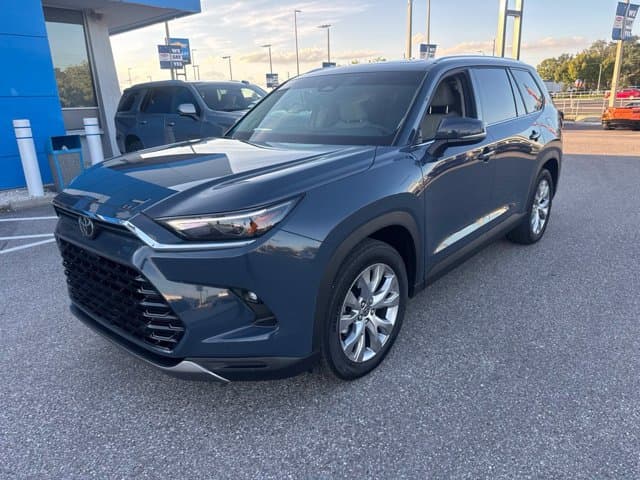 2026 Toyota Grand Highlander Limited — photo 1 of 16