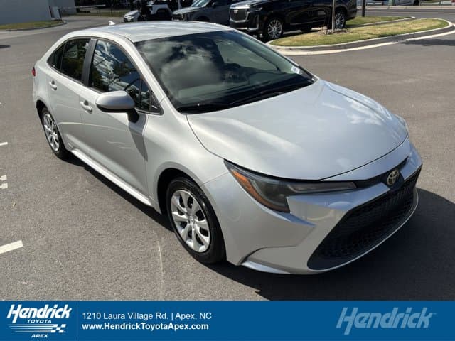 2022 Toyota Corolla LE — photo 1 of 34