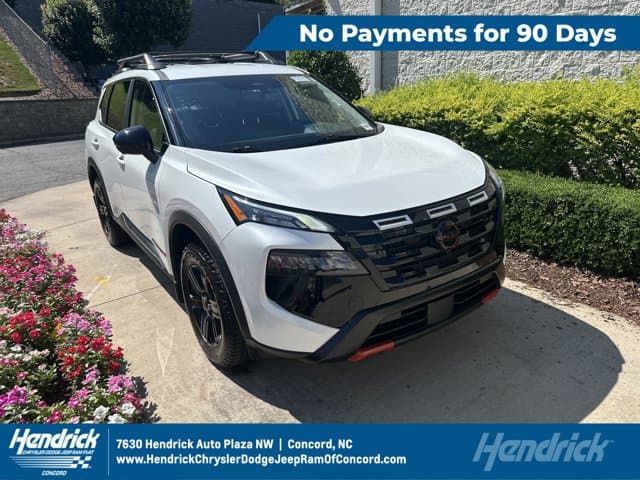 2025 Nissan Rogue Rock Creek — photo 1 of 36