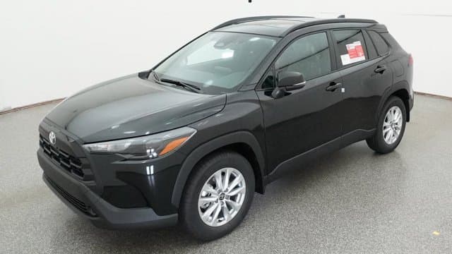 2026 Toyota Corolla Cross LE — photo 1 of 32