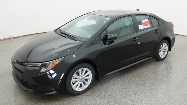 2026 Toyota Corolla LE — photo 1 of 32