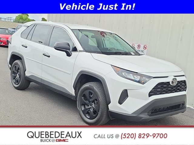 2022 Toyota RAV4 LE — photo 1 of 8